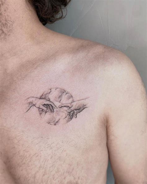 tatuajes pequeños en el pecho hombre|Las mejores 550 ideas de Tatuajes hombre pecho